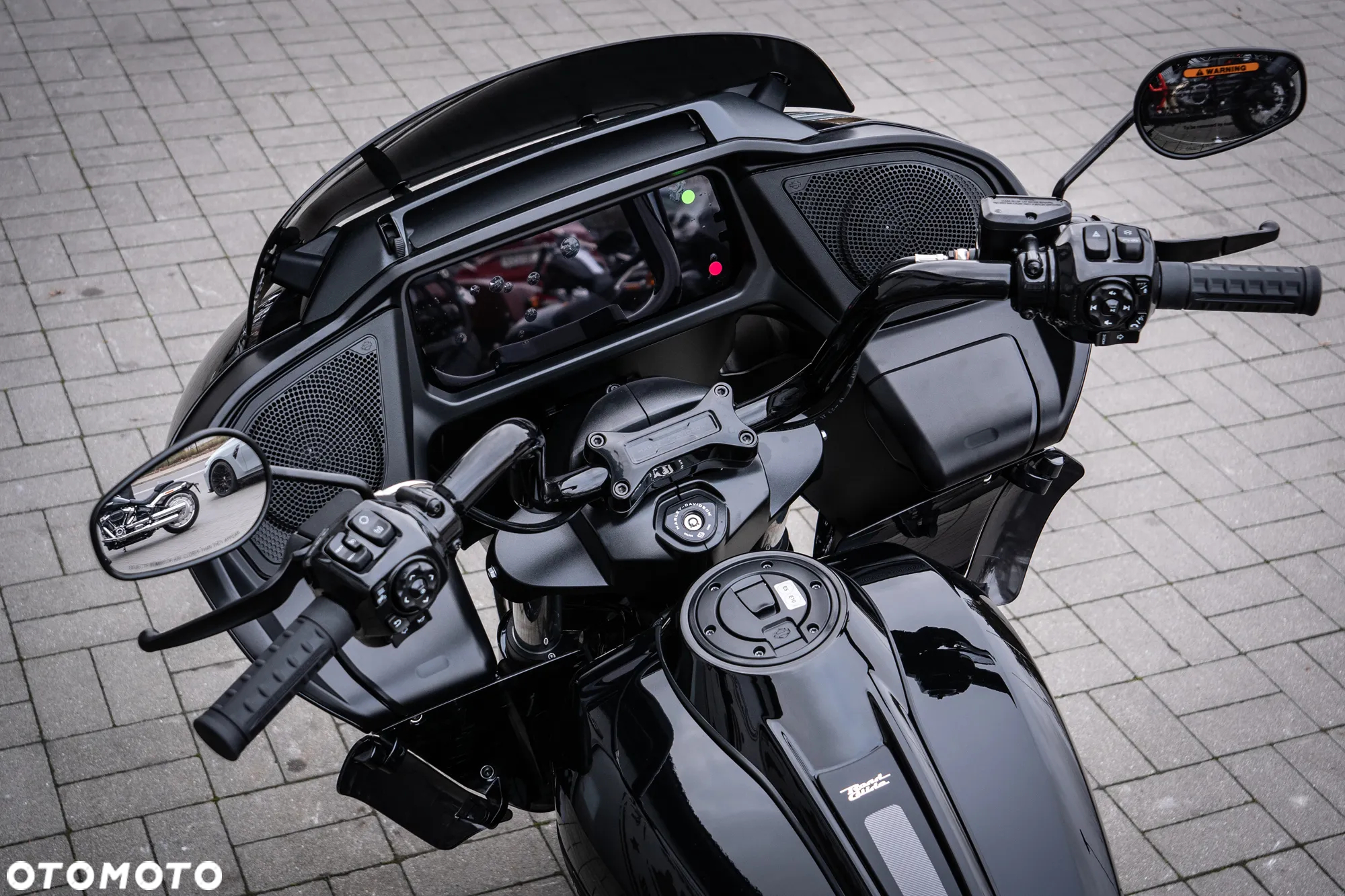 Harley-Davidson Touring Road Glide - 28