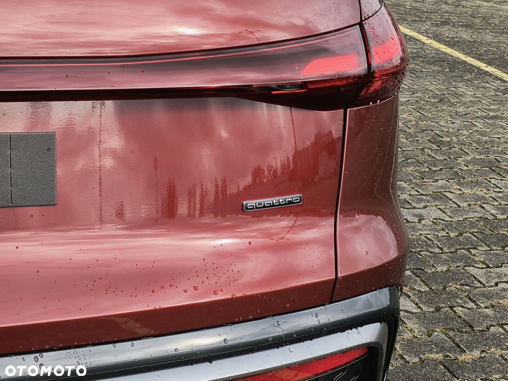 Audi Q5 Sportback - 13