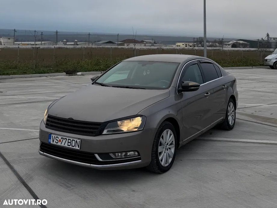 Volkswagen Passat 2.0 TDI BlueMotion Tehnology Comfortline - 2