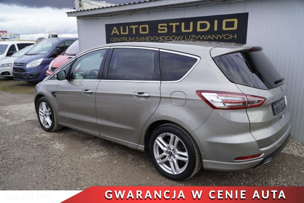 Ford S-Max 2.0 TDCi Titanium PowerShift - 38