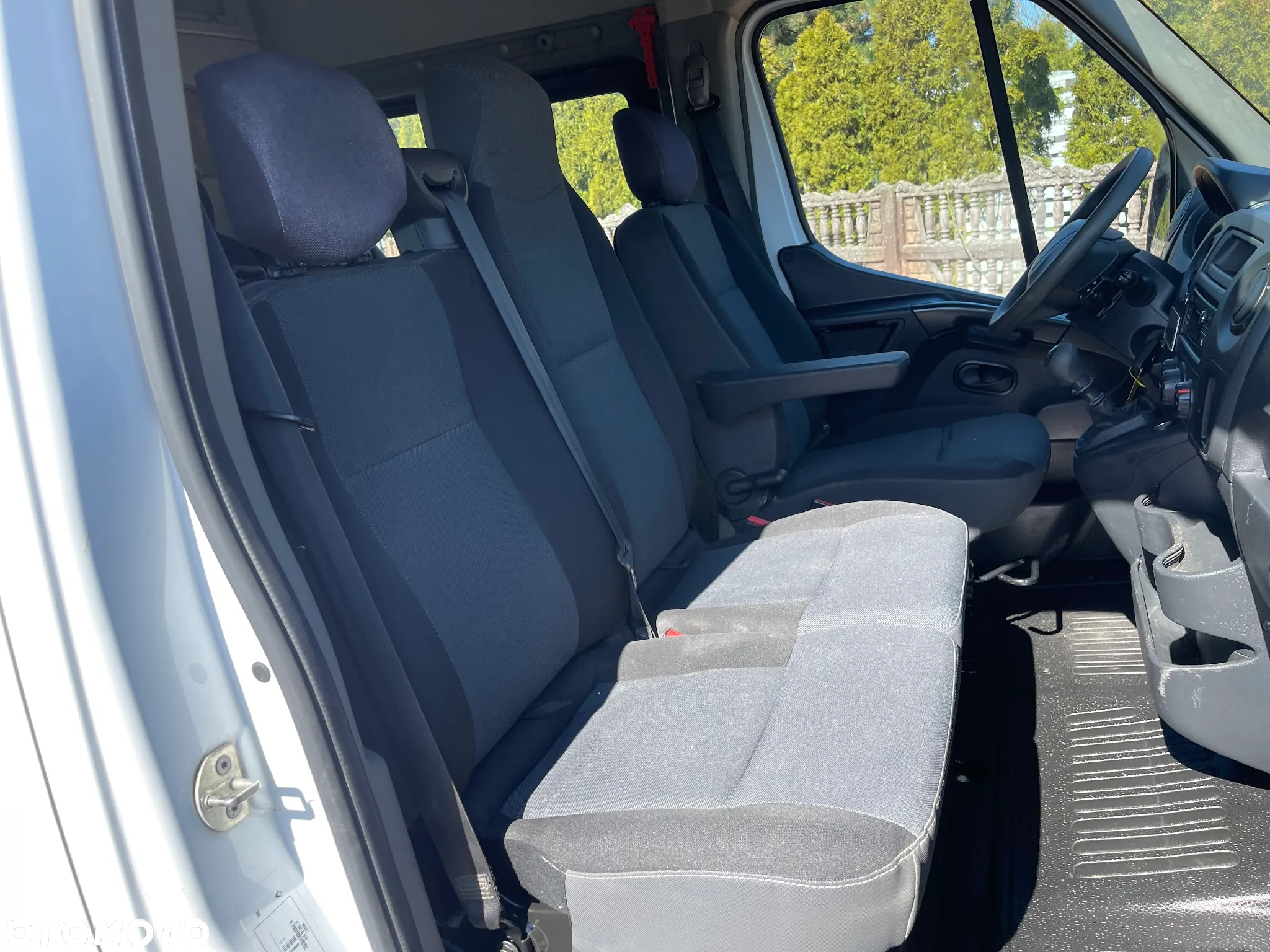 Renault Master Grudzień 2018 ROK*Niski przebieg 181.000 KM*Bardzo ładny*Klima,Kamera,Hak - 15