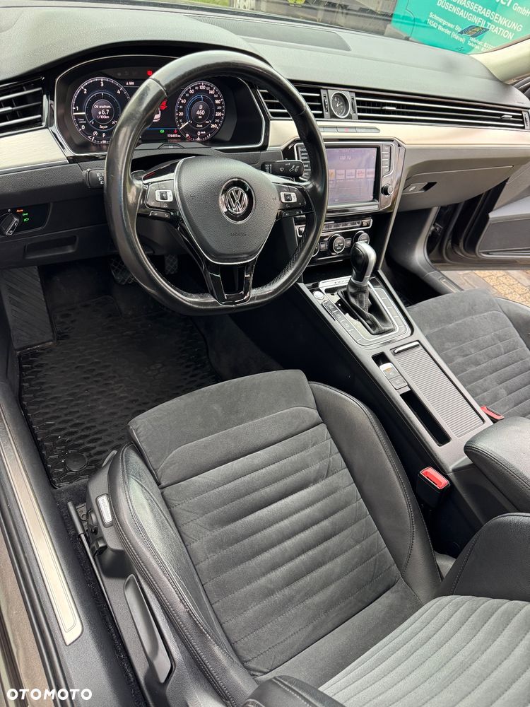 Volkswagen Passat 2.0 TDI BMT 4Mot Highline DSG - 26
