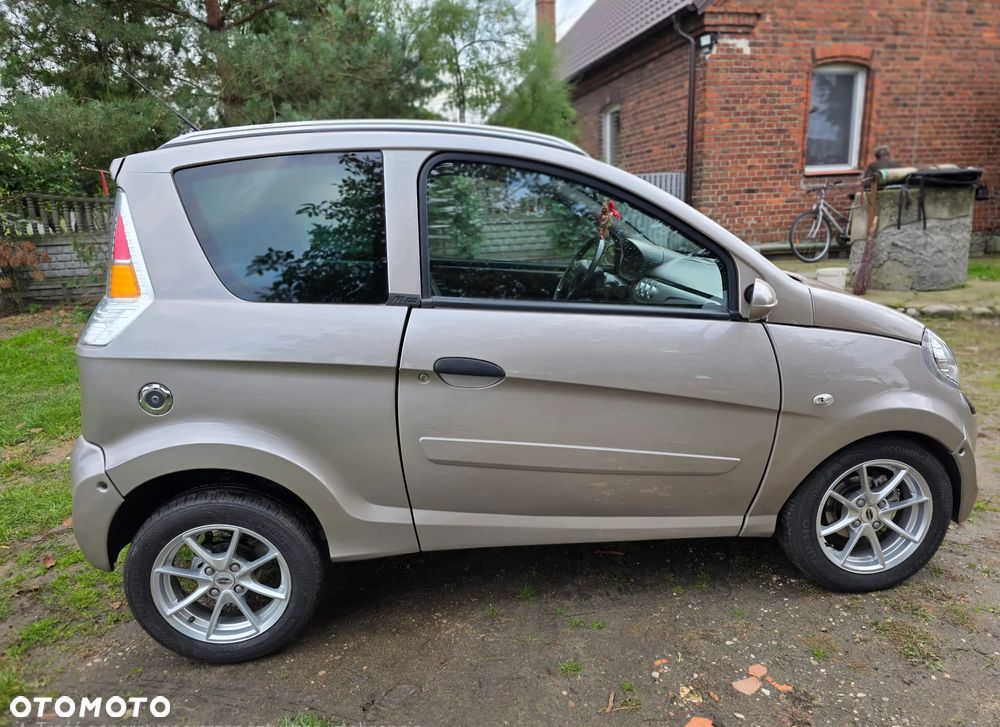 Microcar M.GO - 7
