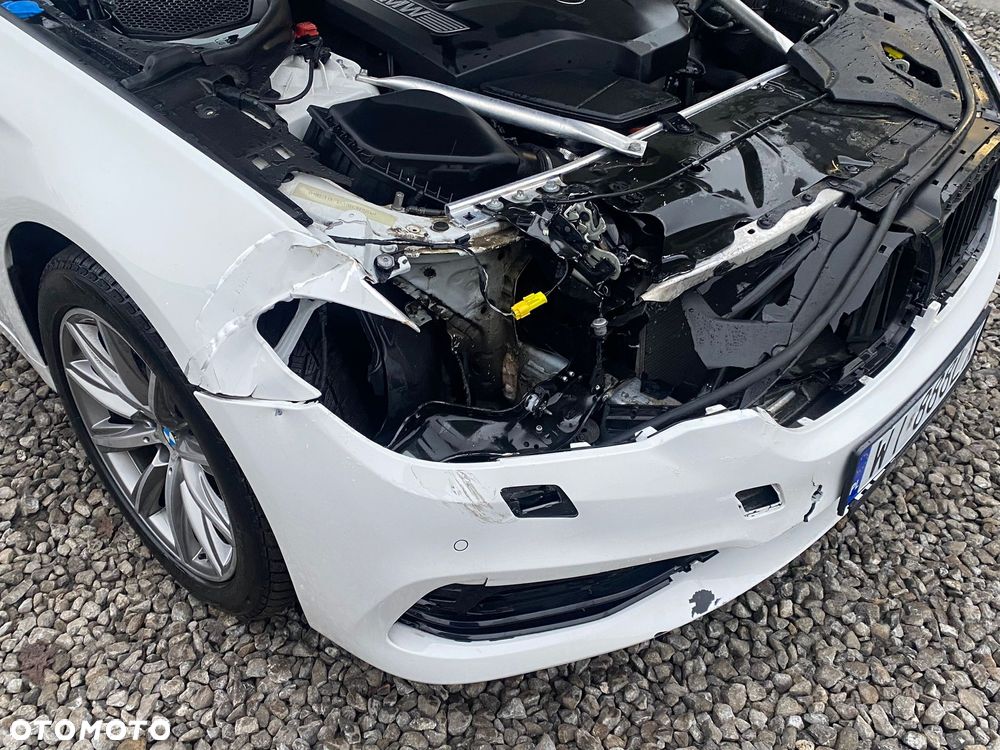 BMW Seria 5 530i xDrive Sport Line sport - 8