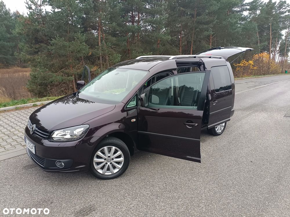 Volkswagen Caddy Maxi Highline DSG - 39