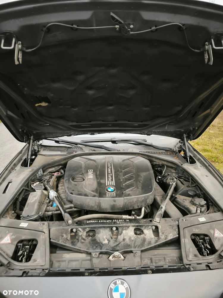 BMW Seria 5 518d - 16