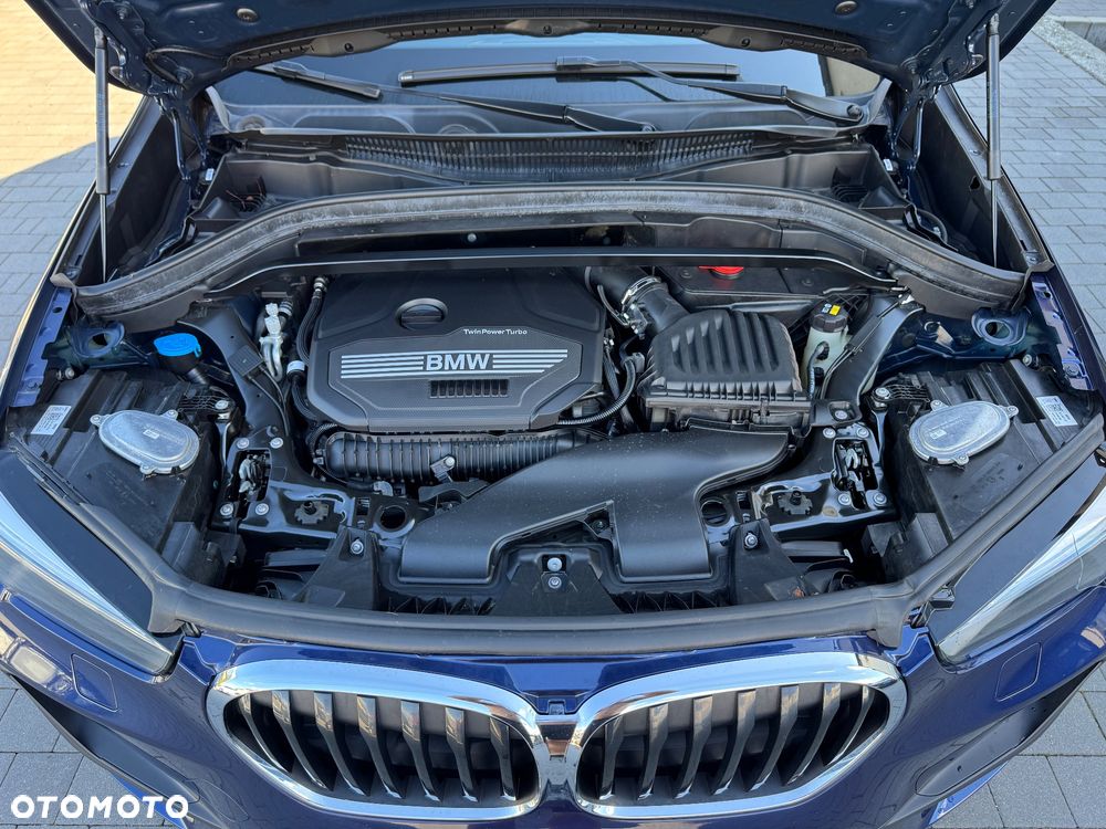 BMW X1 xDrive20i Advantage sport - 40
