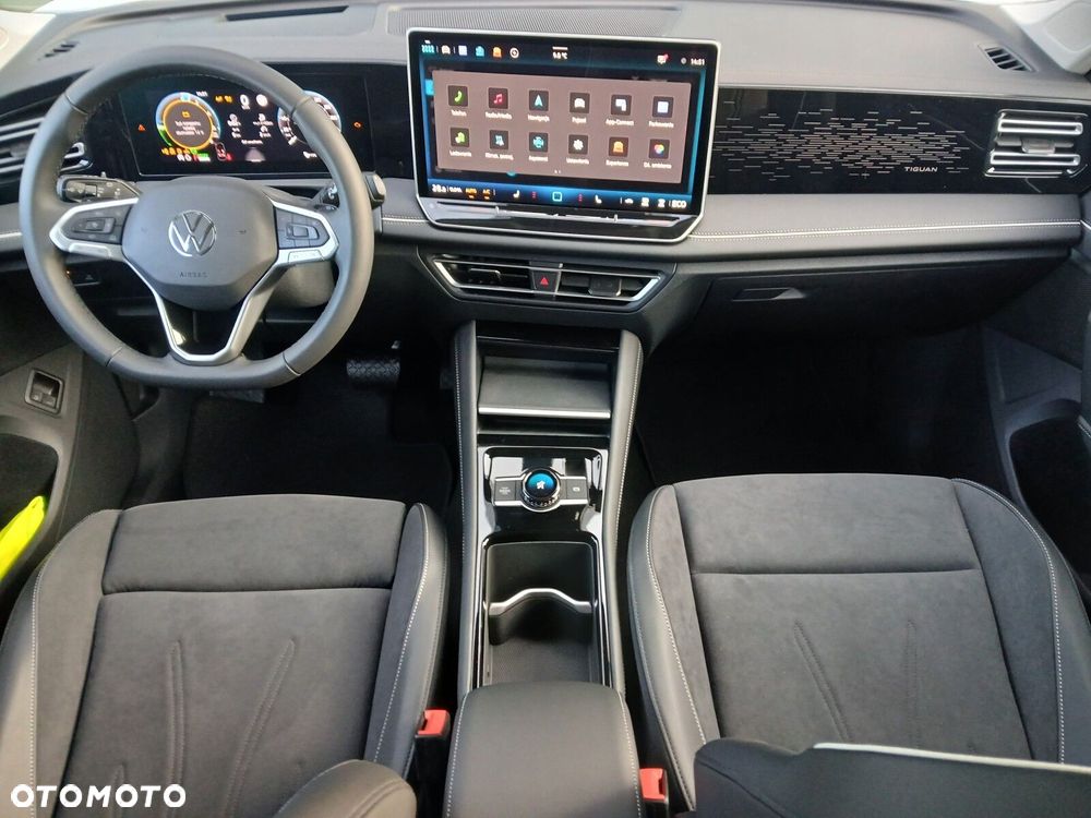 Volkswagen Tiguan - 15