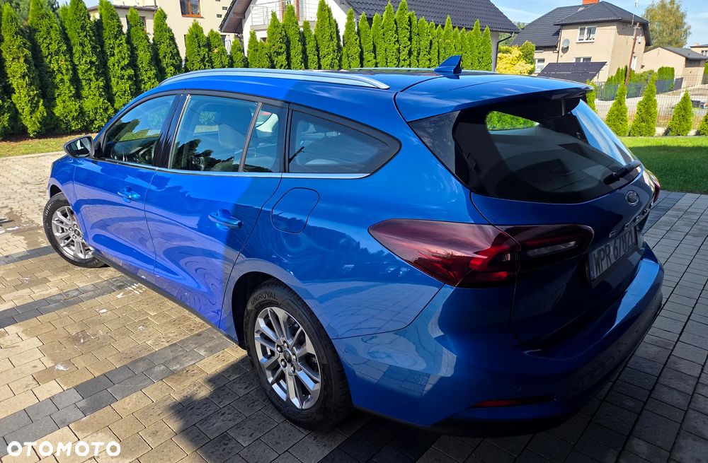 Ford Focus 1.0 EcoBoost Titanium - 6