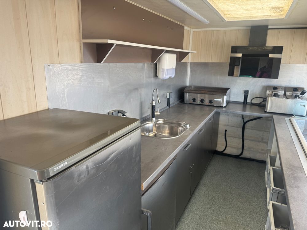 Mercedes-Benz Sprinter - 3