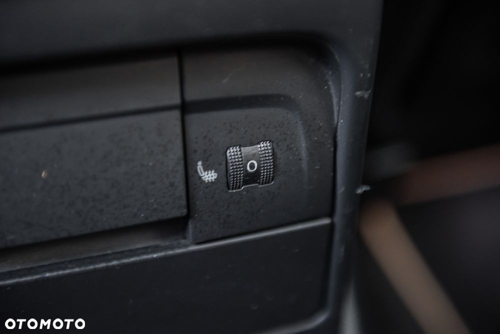 Audi Q5 3.2 FSI Quattro S tronic - 34