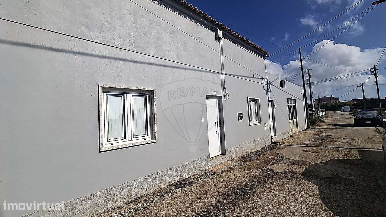 Moradia T2 para venda - Grande imagem: 2/3