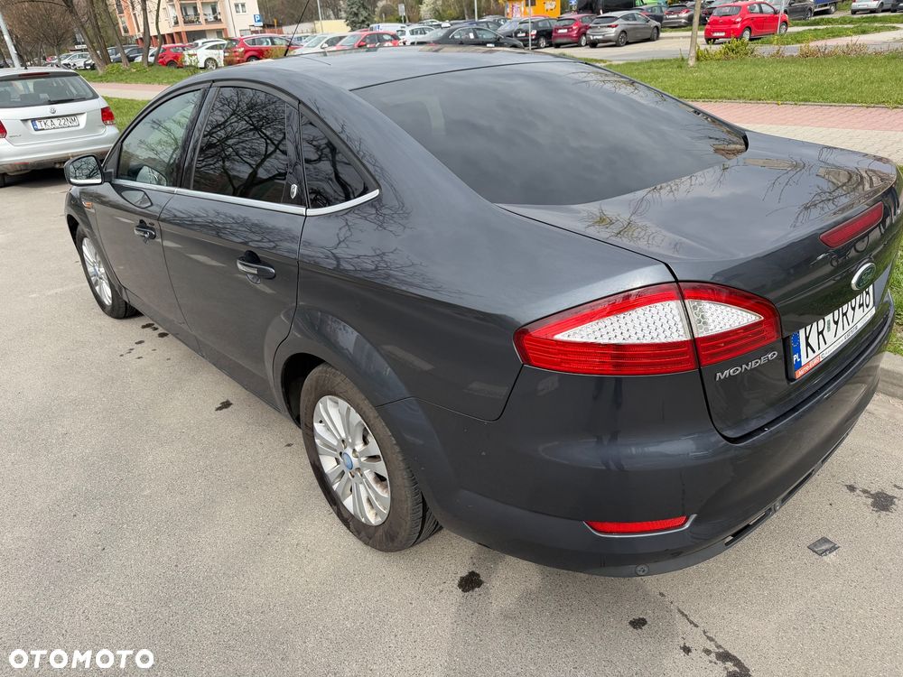 Ford Mondeo 1.8 TDCi Ghia - 4