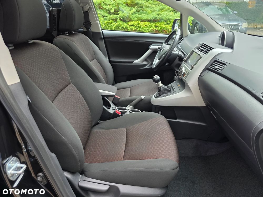 Toyota Verso 1.8 5-Sitzer Executive - 27