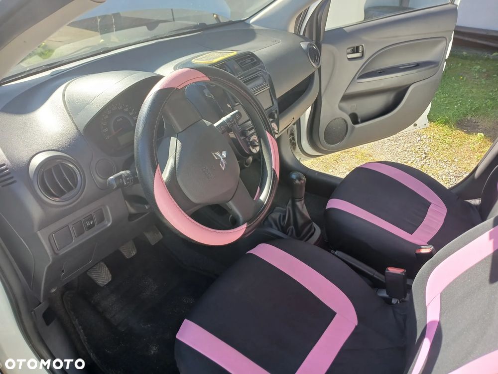 Mitsubishi Space Star - 11