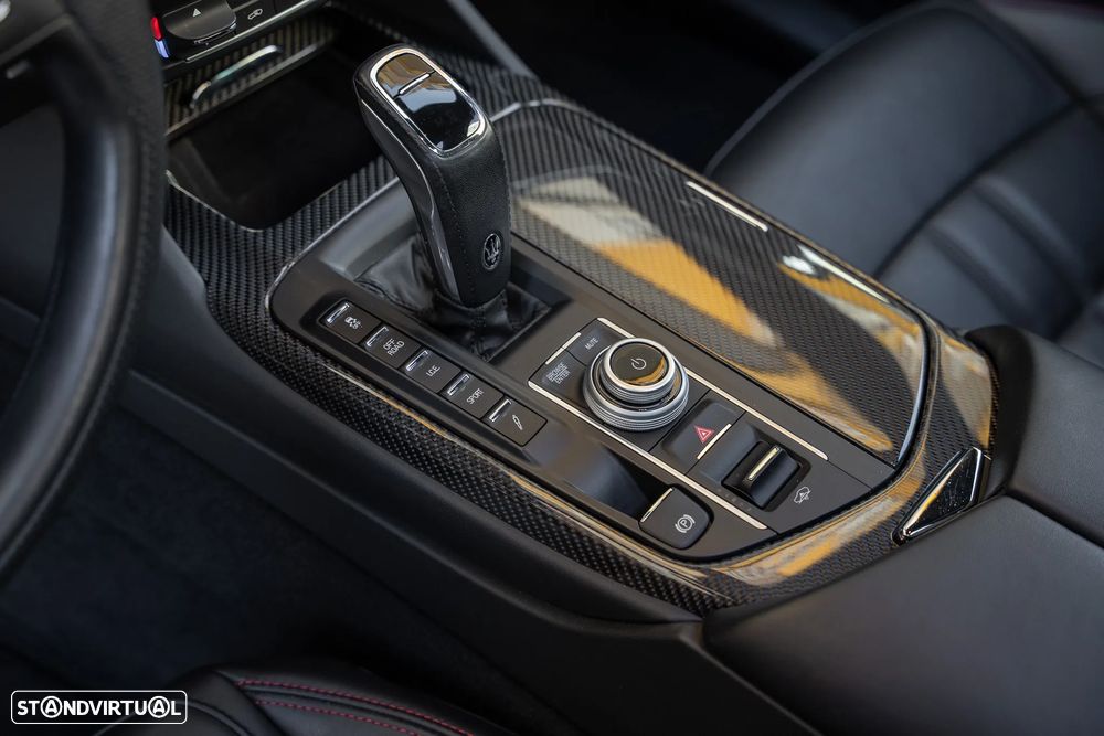 Maserati Levante S Q4 GranSport - 29
