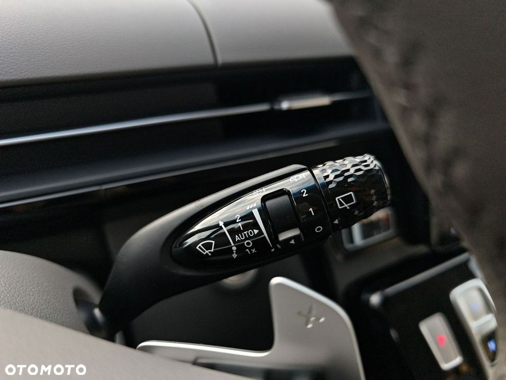 Hyundai Staria - 21