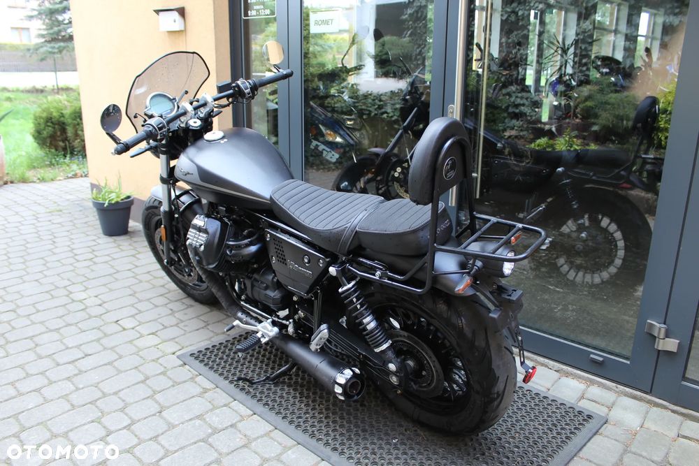 Moto Guzzi V9 - 7