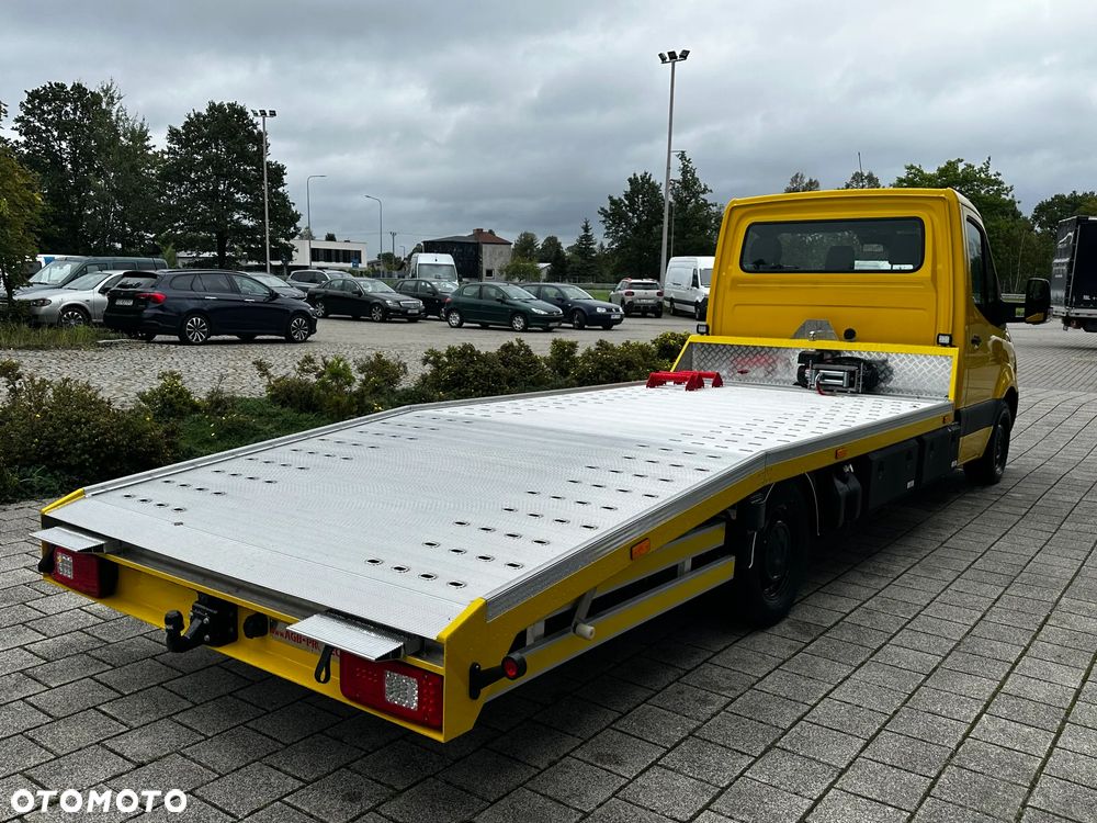 Mercedes-Benz Sprinter - 7