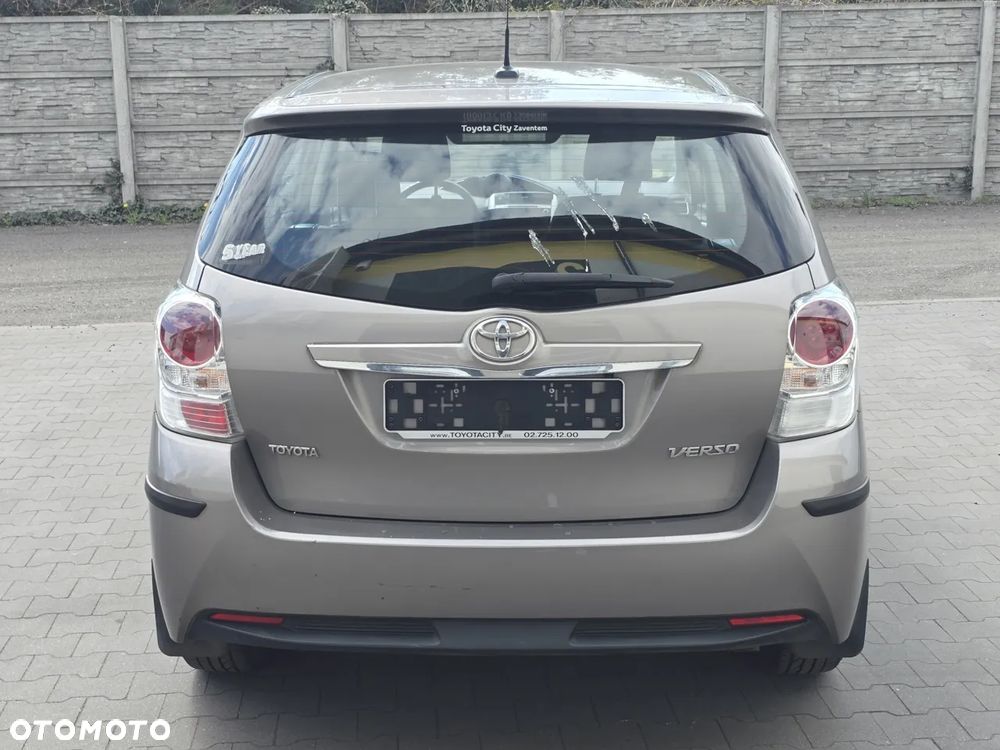 Toyota Verso 1.6 D-4D 5-Sitzer Start/Stop Comfort - 6