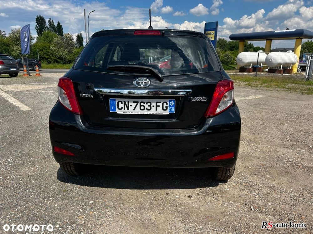 Toyota Yaris - 9