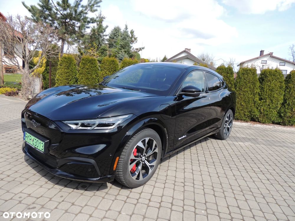 Ford Mustang Mach-E - 5