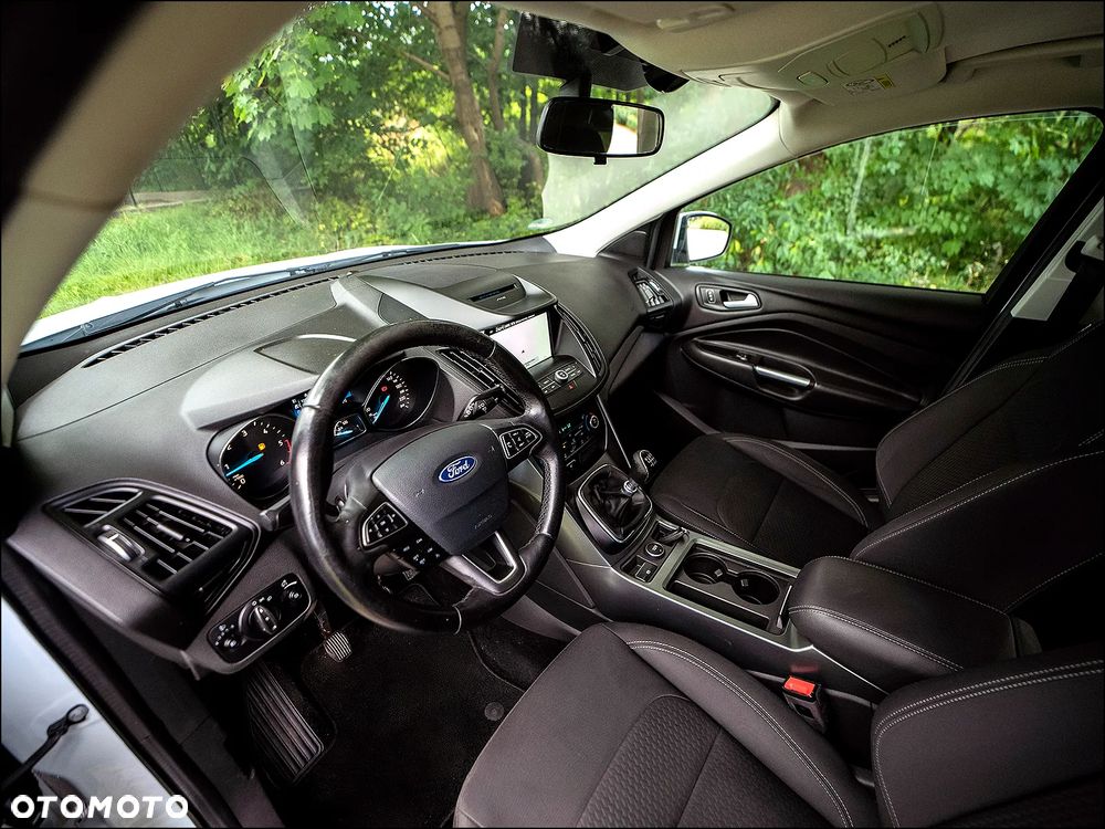 Ford Kuga - 6