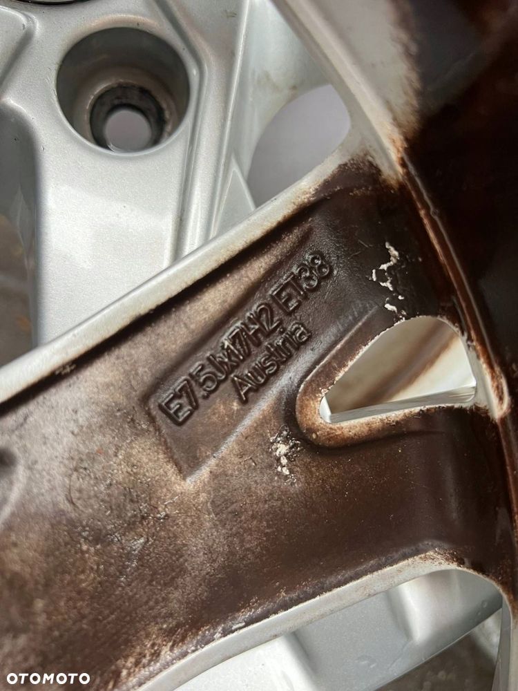 8W0 601 025 K Alufelgi FELGI KOMPLET 17 7.5J ET38 5X112 Audi A4 S4 B9 - 13