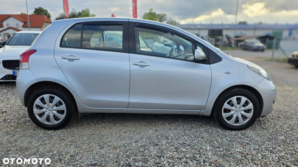 Toyota Yaris - 5
