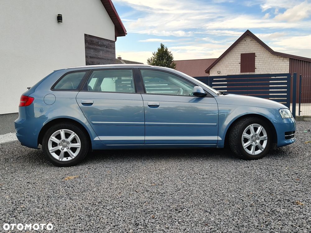 Audi A3 Sportback 1.4 TFSI S line Sportpaket - 16