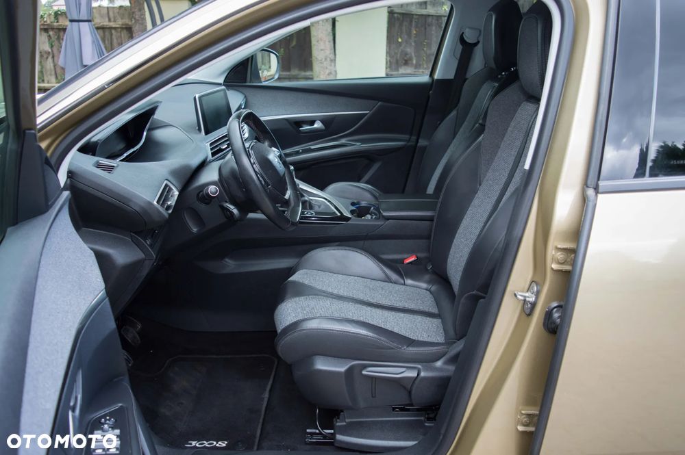 Peugeot 3008 2.0 HDi Allure - 14