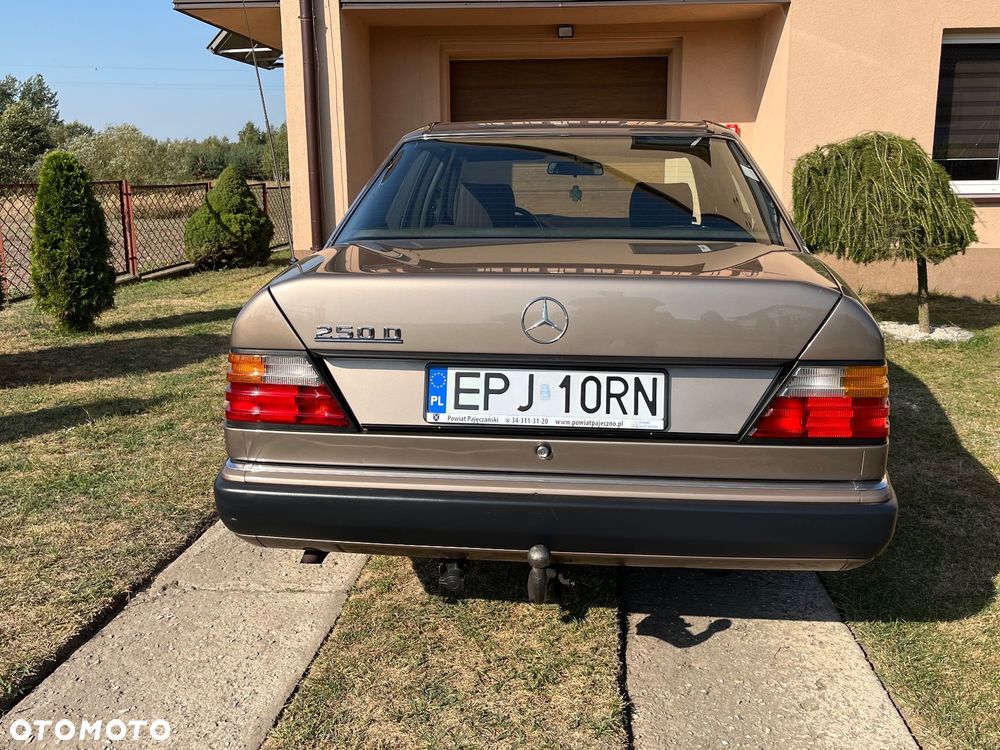 Mercedes-Benz W124 (1984-1993) - 4