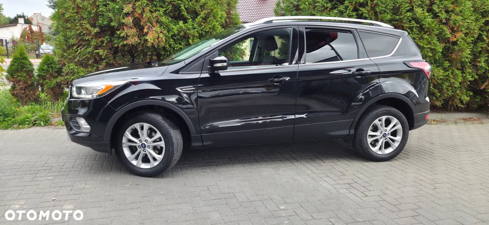 Ford Kuga 1.5 EcoBoost FWD Edition ASS MMT6 - 4