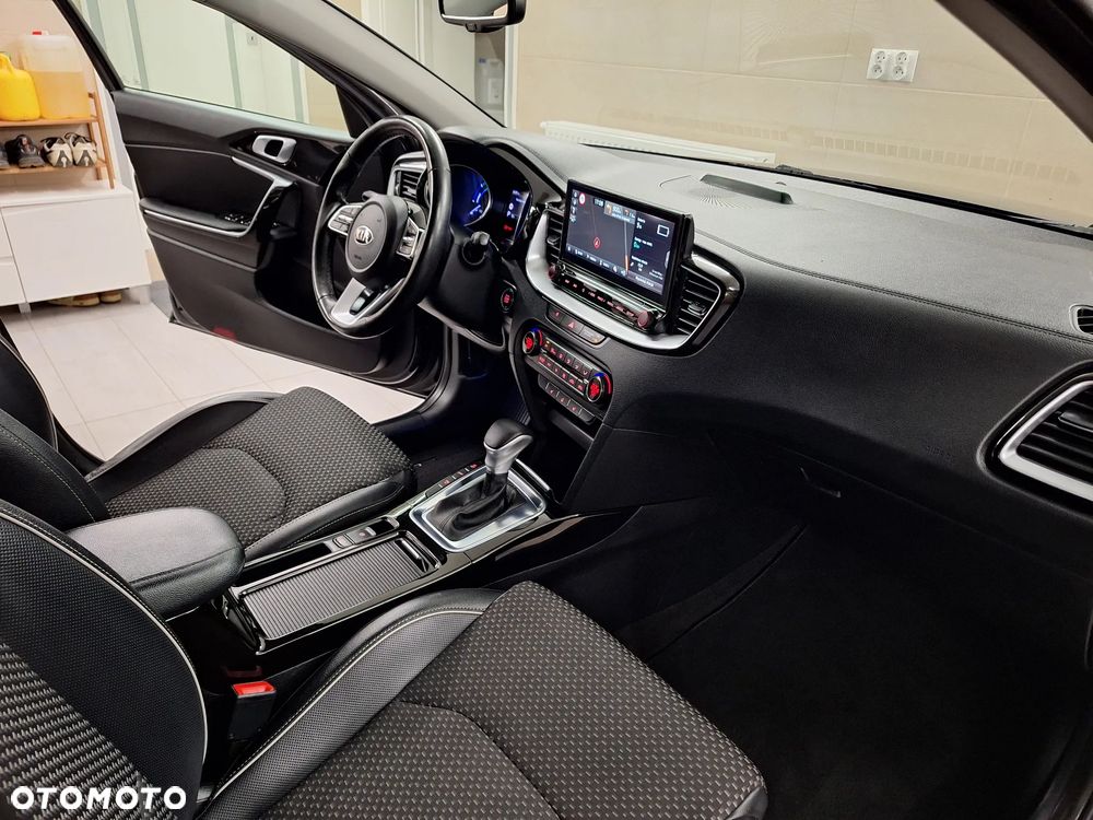 Kia XCeed 1.6 GDI PHEV Business Line DCT - 26