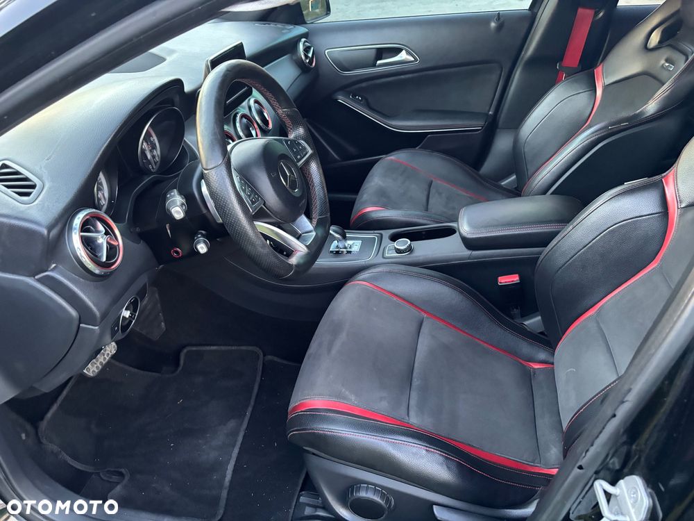 Mercedes-Benz GLA 45 AMG 4Matic 7G-DCT Edition 1 - 11