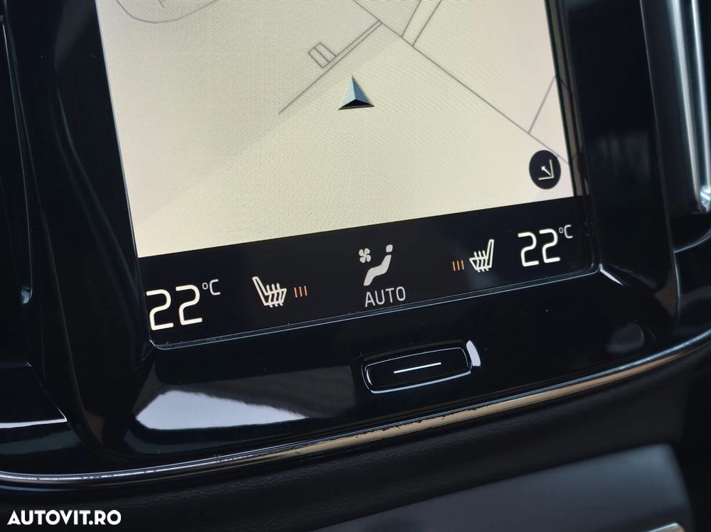 Volvo XC 40 D4 AWD Geartronic Inscription - 21