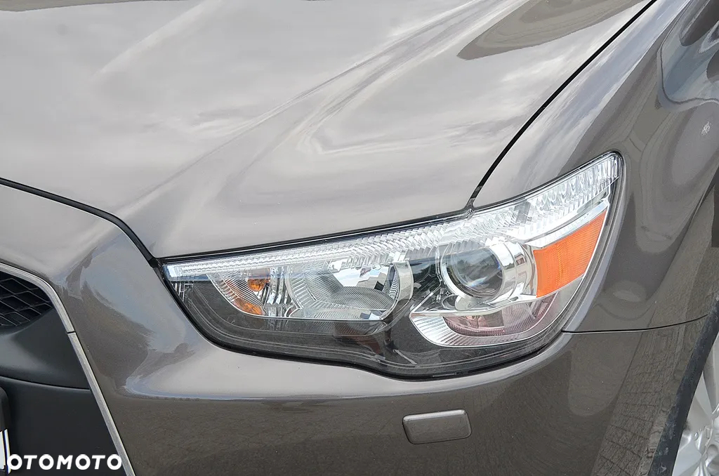 Mitsubishi ASX 1.8 DID Instyle NAVI 4WD AS&G - 35