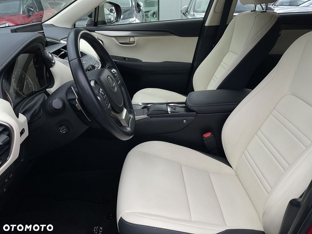 Lexus NX 300 F Impression AWD - 19