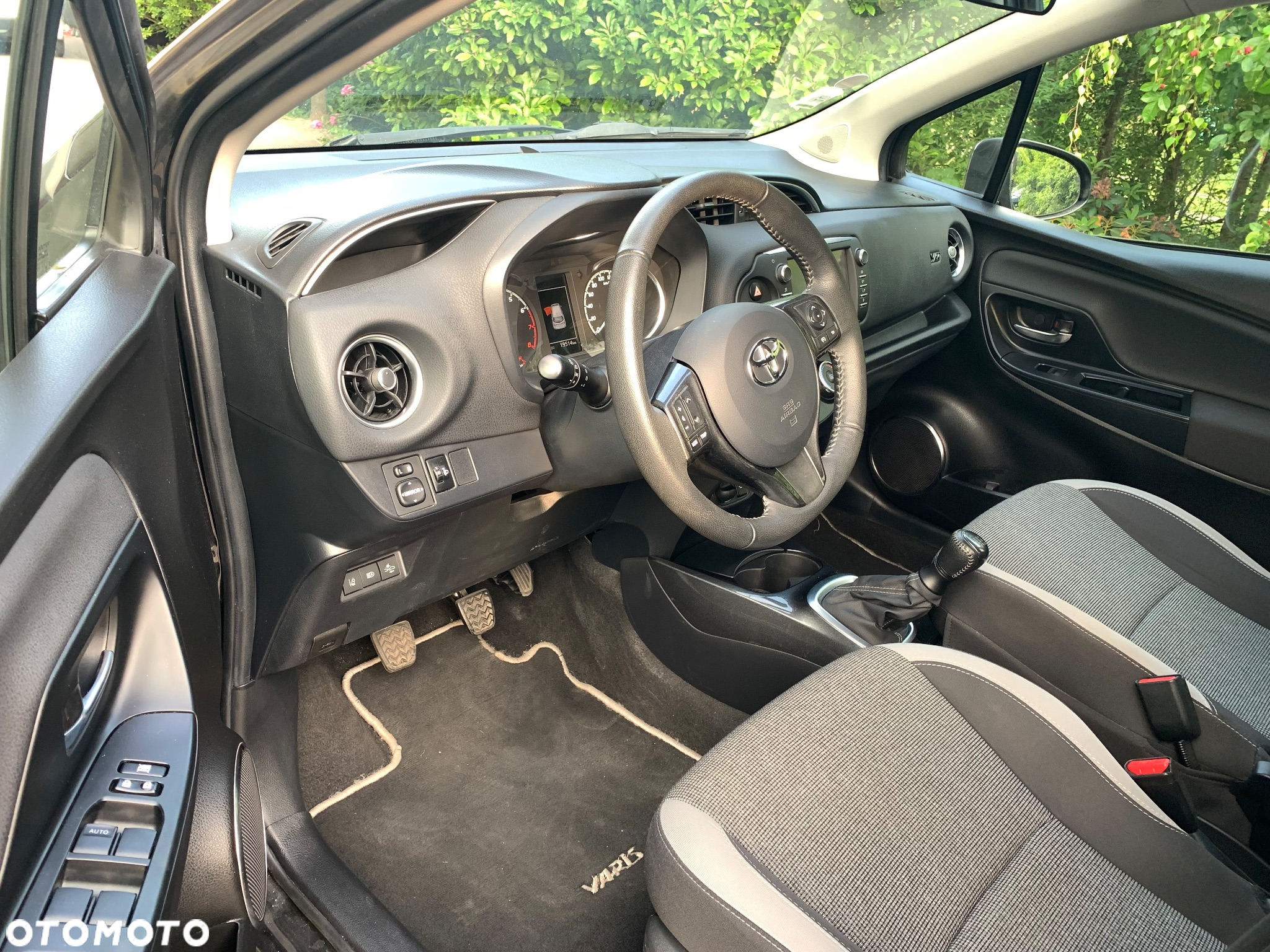 Toyota Yaris 1.0 VVT-i Y20 Club - 7