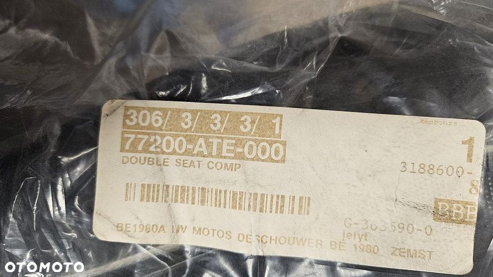 Siedzenie Sym Jet 4 50 R50 125  77200-ATE-000 - 11