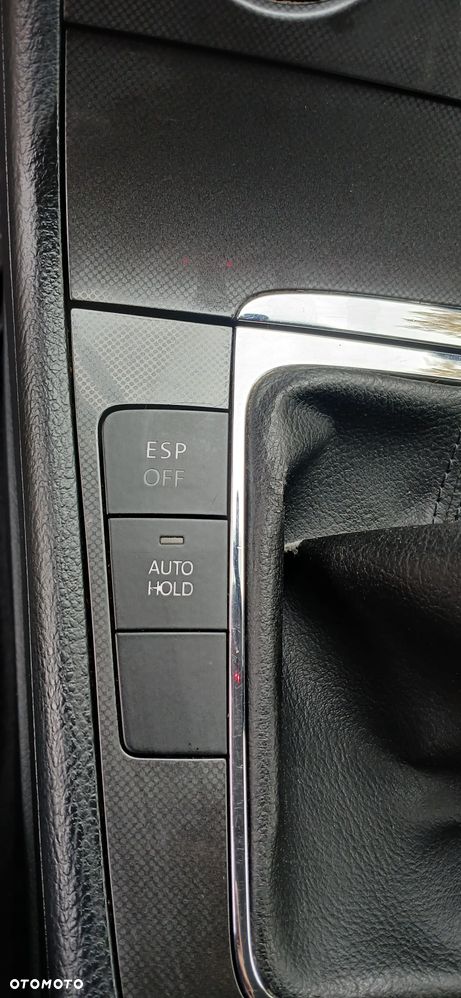 Volkswagen Passat - 14