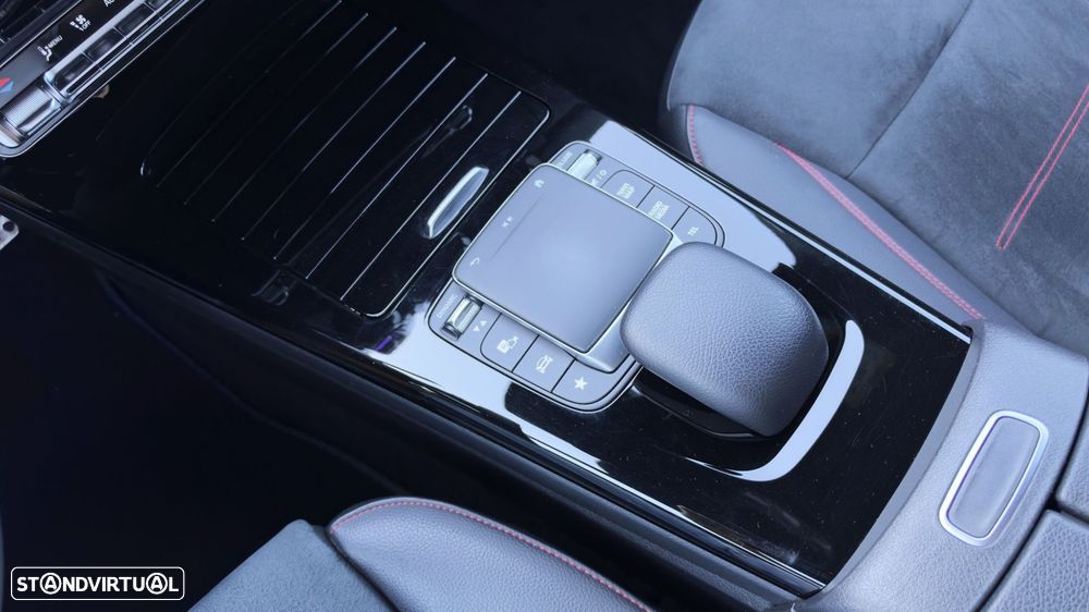 Mercedes-Benz A 250 e 8G-DCT AMG Line Advanced Plus - 34