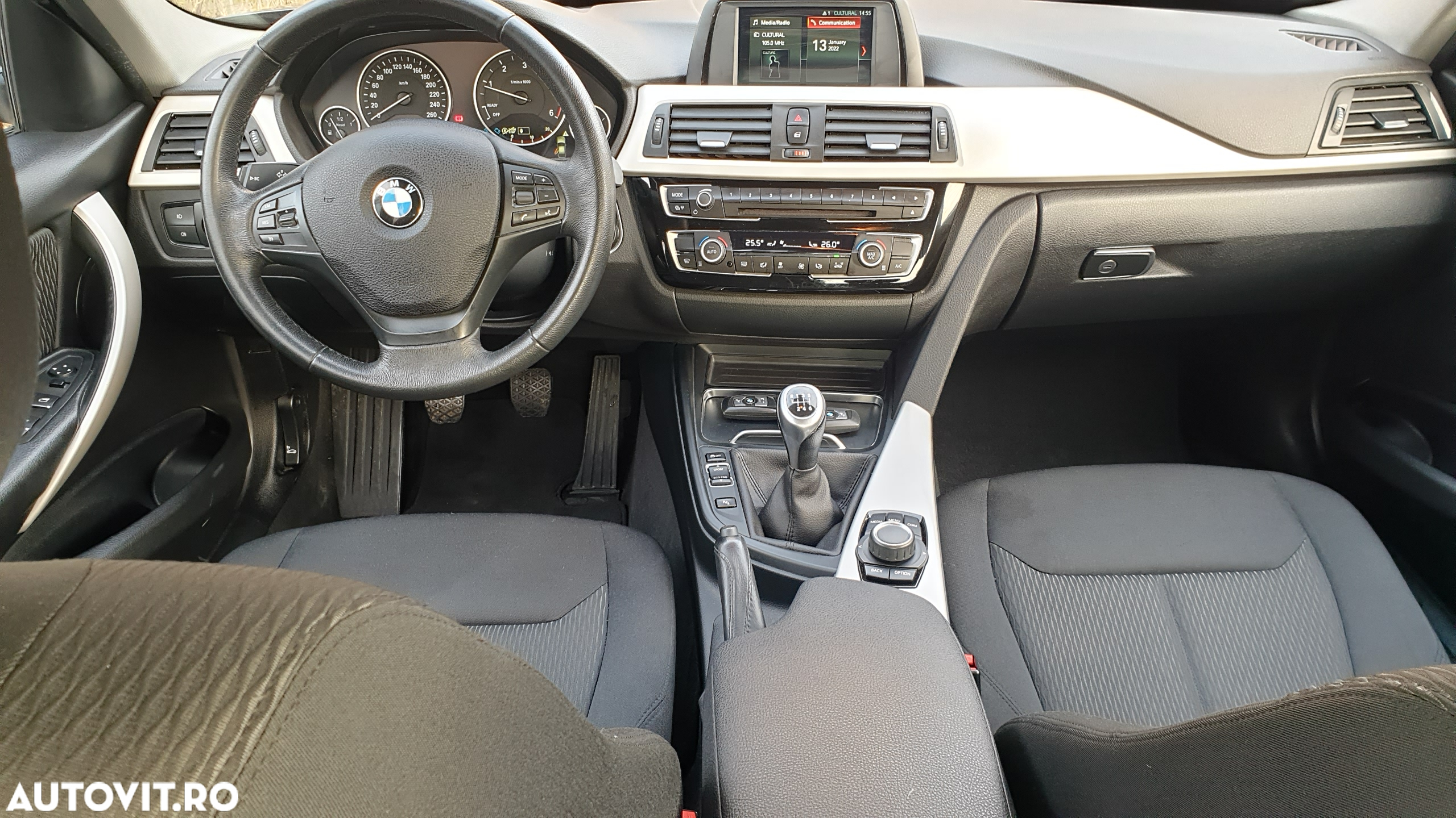 BMW Seria 3 318d xDrive Advantage - 15