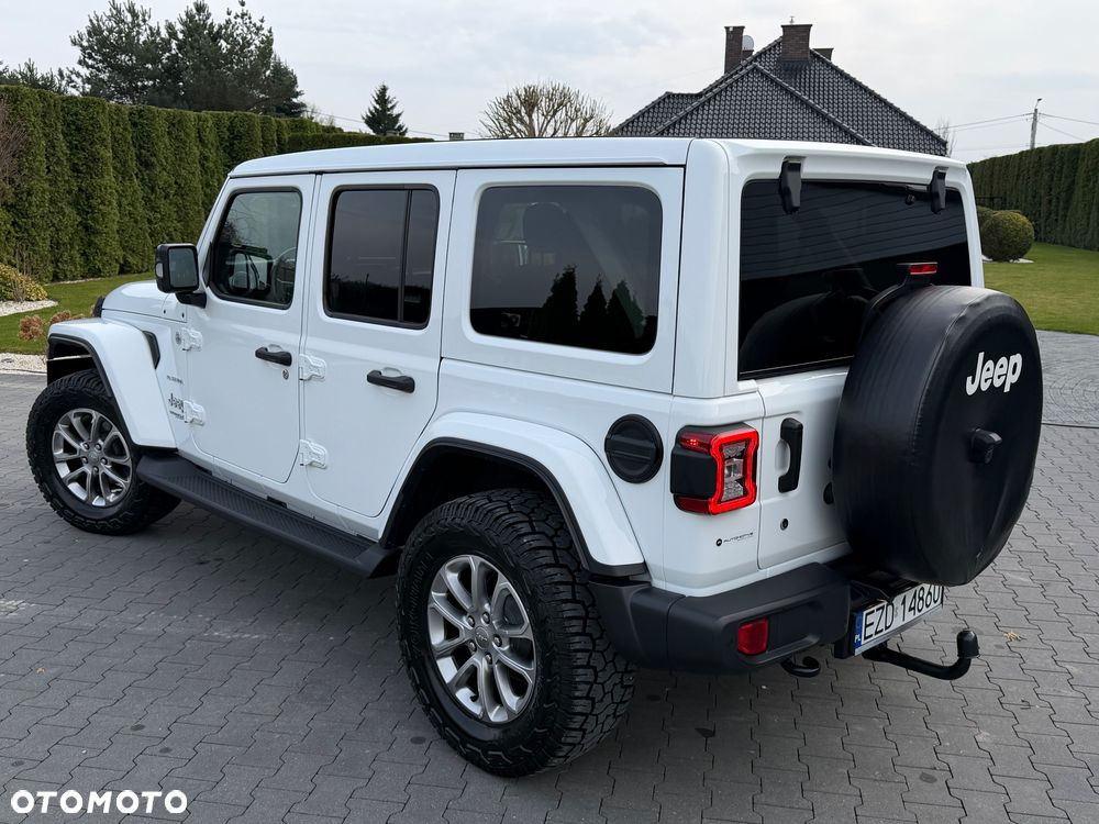 Jeep Wrangler Unlimited GME 2.0 Turbo Sahara - 22