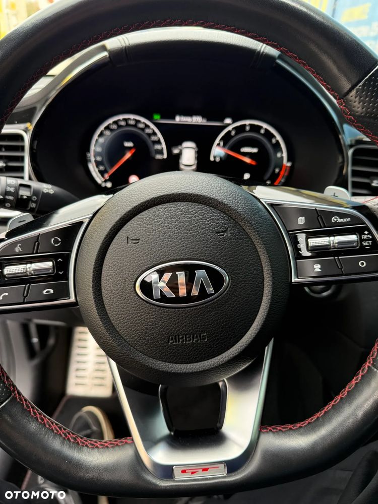 Kia Ceed - 12
