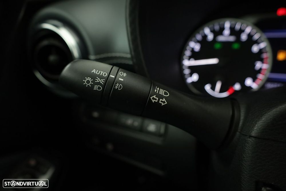 Nissan Juke 1.0 DIG-T N-Connecta - 17