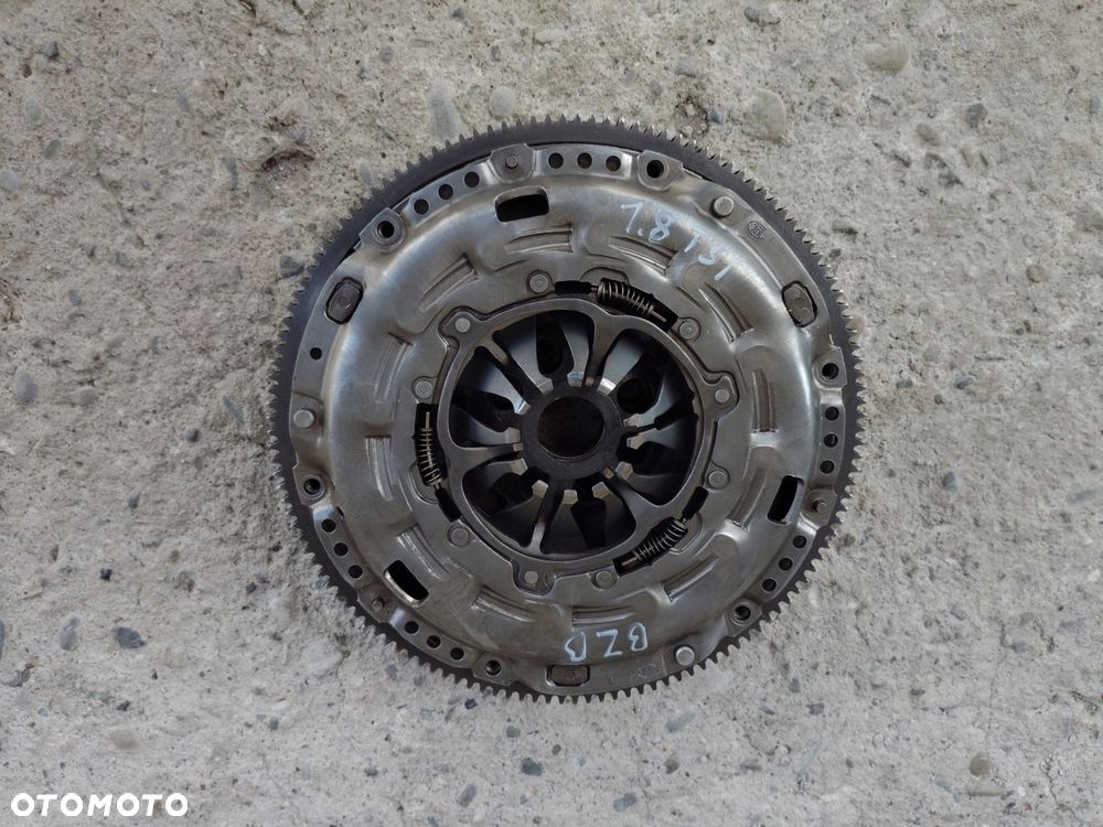 KOŁO DWUMASOWE 1.8 TFSI BZB VW PASSAT B6 GOLF VI - 1