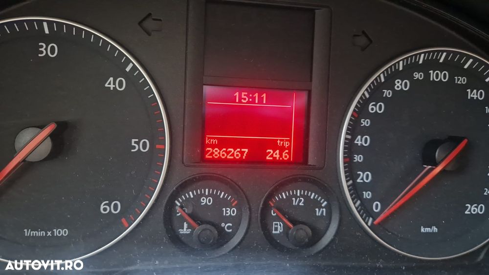 Volkswagen Golf Plus - 9