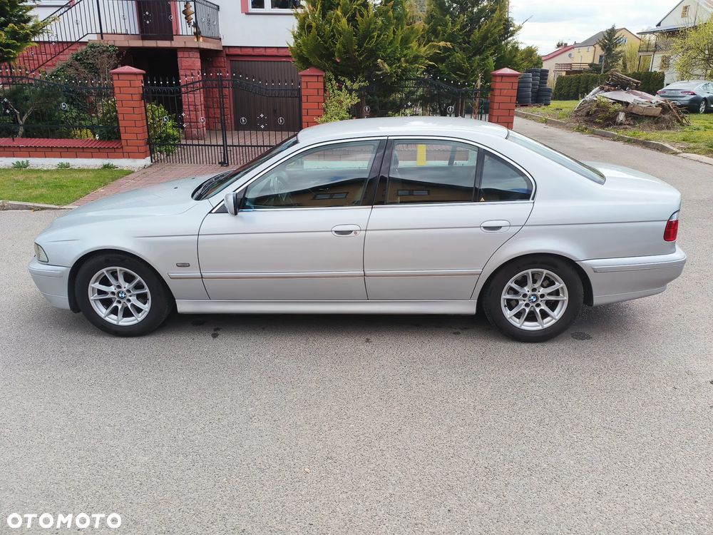 BMW Seria 5 - 22