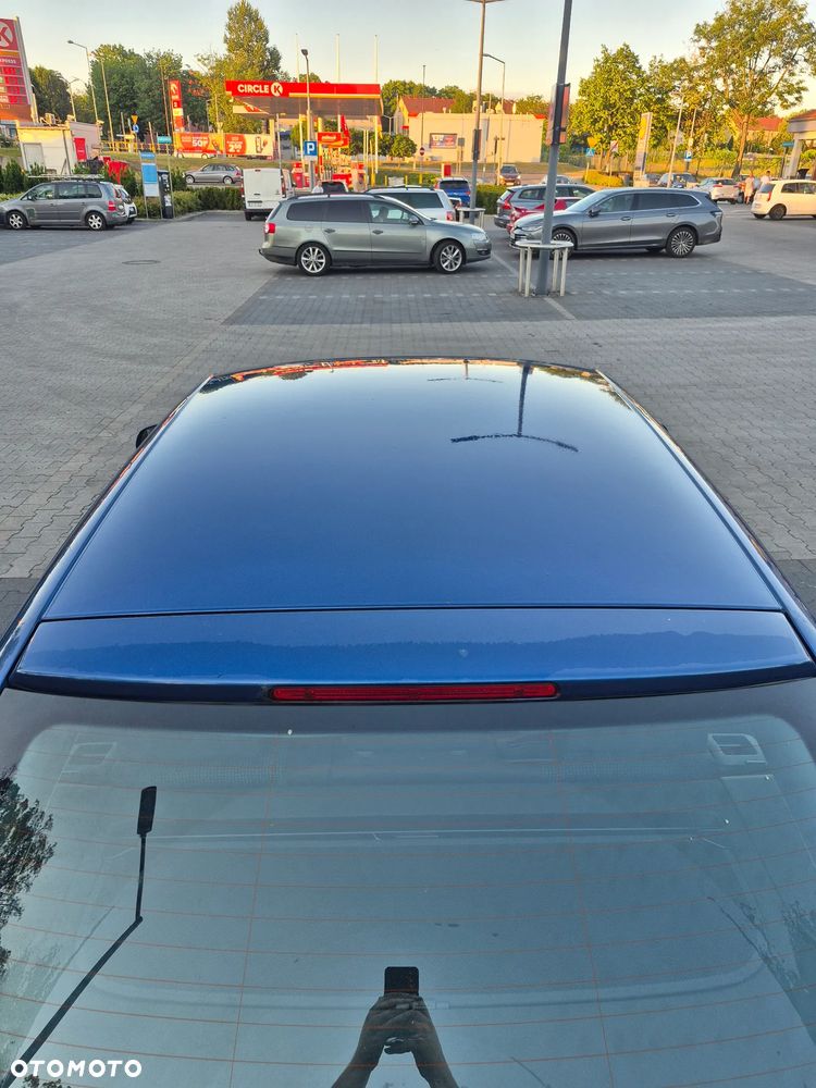 Audi A3 3-drzwiowe 1.6 FSI Ambiente - 3